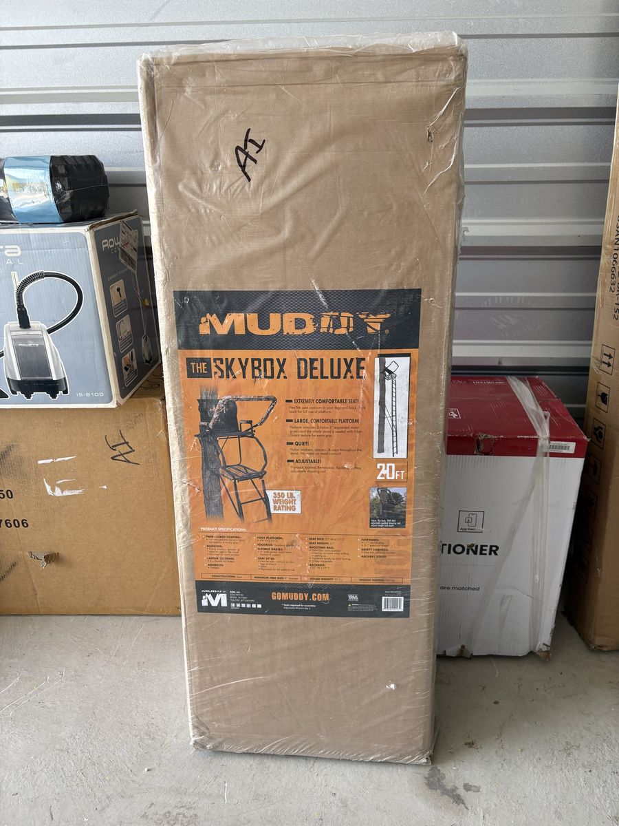 Muddy sky box delux