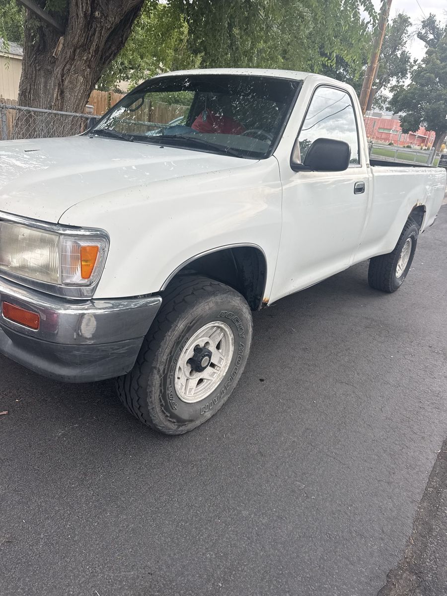 Toyota t100 Pickup Truck White Used
