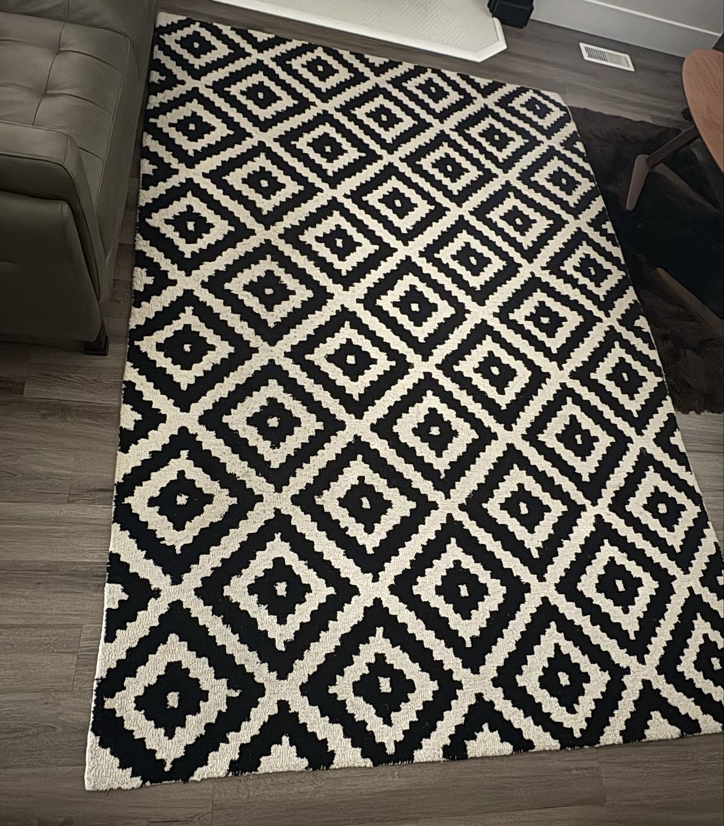 6x9 Black, Cream Geometric Hand Tufted Wool Rug