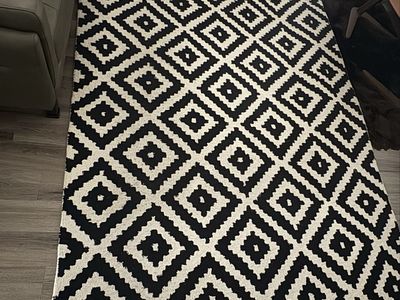 6x9 Black, Cream Geometric Hand Tufted Wool Rug
