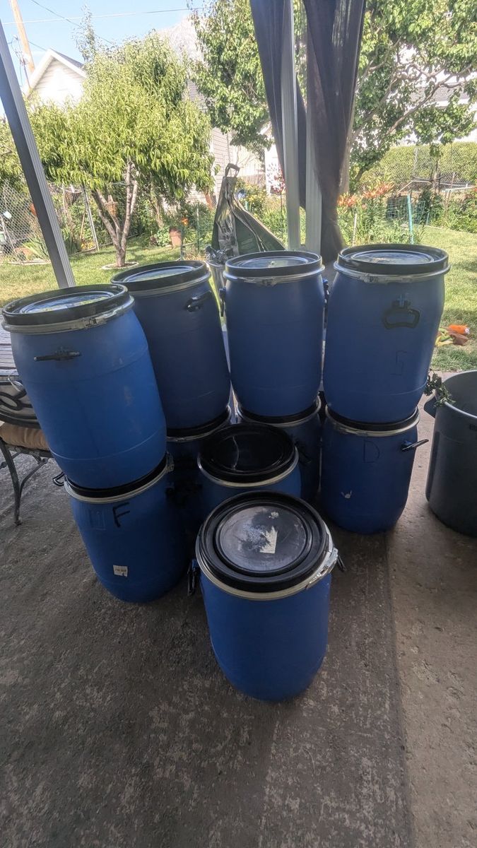 Blue Plastic Food Grade Storage Barrels/Drums - Gallon, Open Top with Lid & Lock Ring