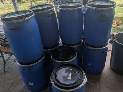 Blue Plastic Food Grade Storage Barrels/Drums - Gallon, Open Top with Lid & Lock Ring