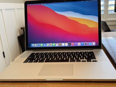 15 Macbook Pro (Late 2013)