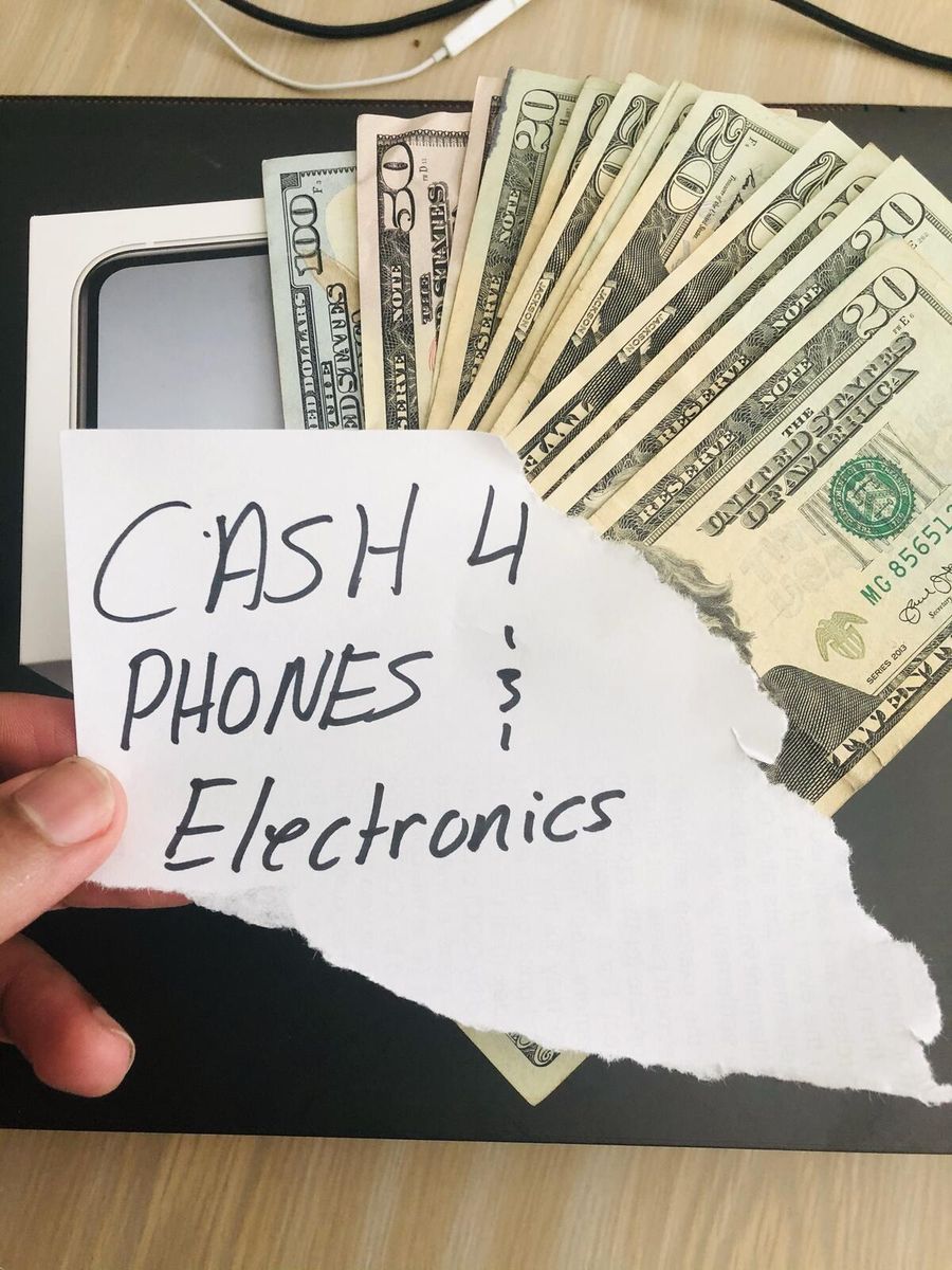 We buy phones! Get cash Now ! iphone 12-17 Pro max, Samsung galaxy S10-26, Google pixel 6-10, ipads and apple watches and more