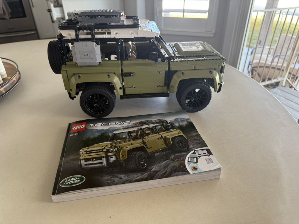 Lego Technic Land Rover