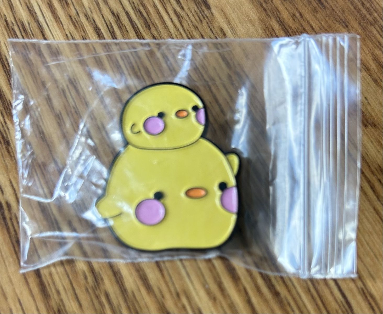 Cute Stacked Yellow Duck Enamel Pin Brooch - Adorable Cartoon Style Lapel Pin