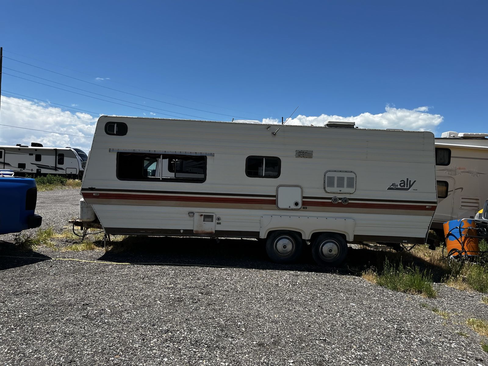 24 ft Camp Trailer