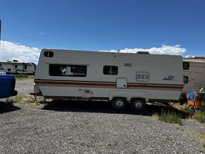 24 ft Camp Trailer