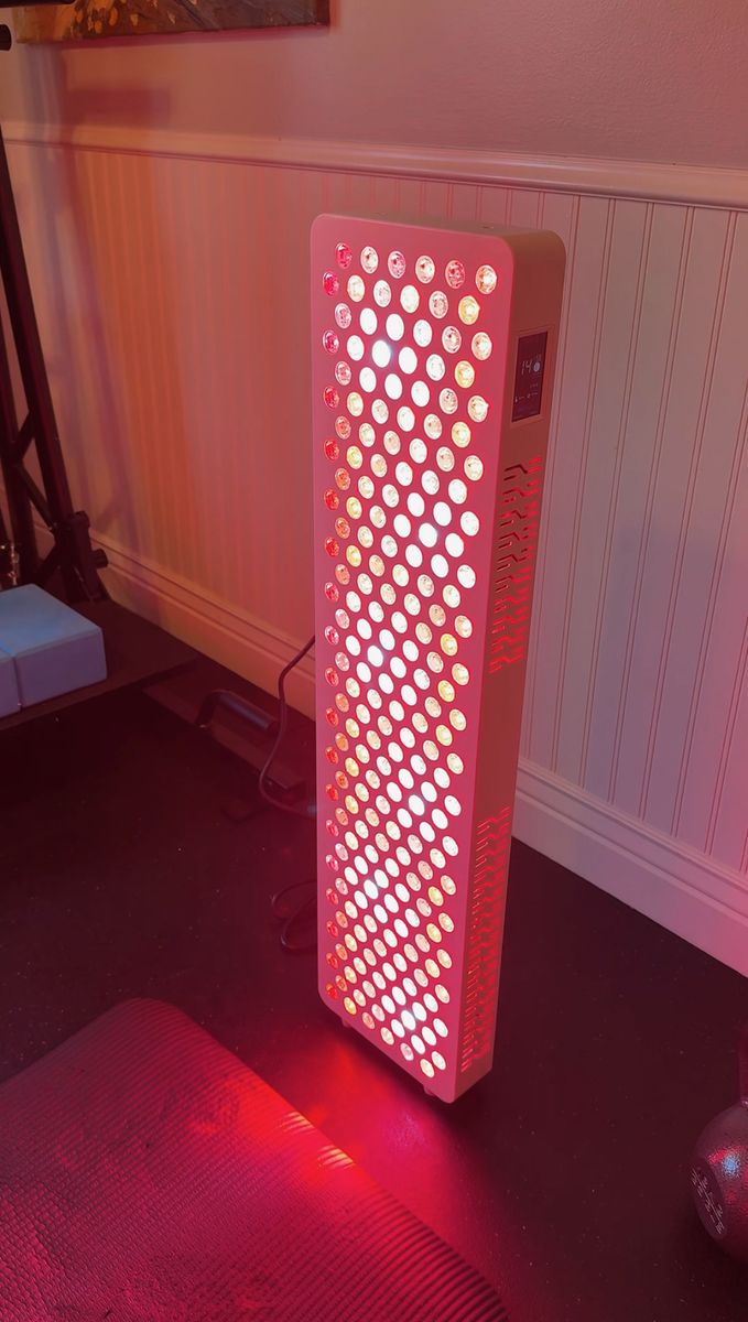 SciLight Pro Body Red Light Therapy Panel