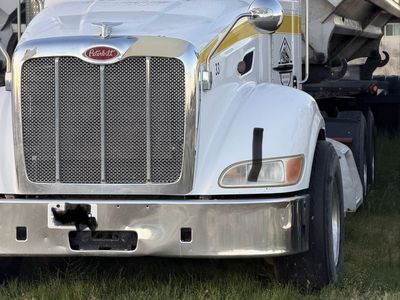 2008 Peterbilt with 4 axle super side dump