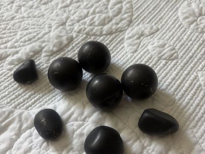 Shungite (polished) type 2