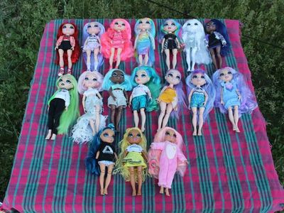 Variety of Rainbow High Dolls for sale, Prices in Desc OBO, Junior High dolls and Original Dolls