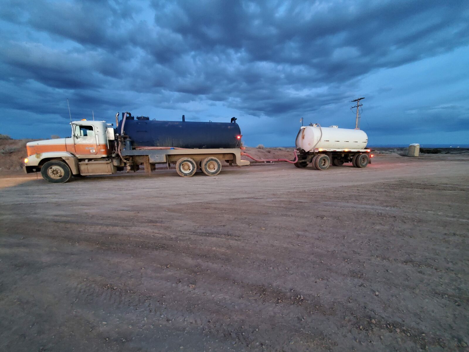 2000 freightliner 102bbl bobtail