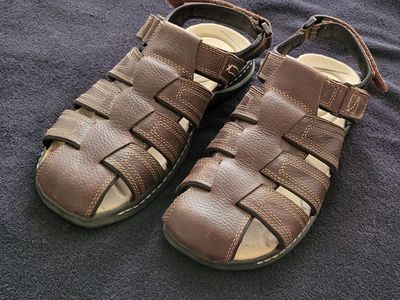 Dockers sandals
