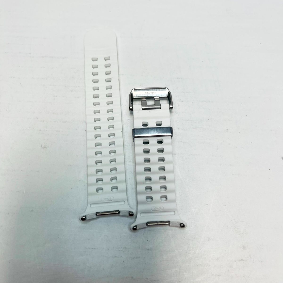 Main image 7