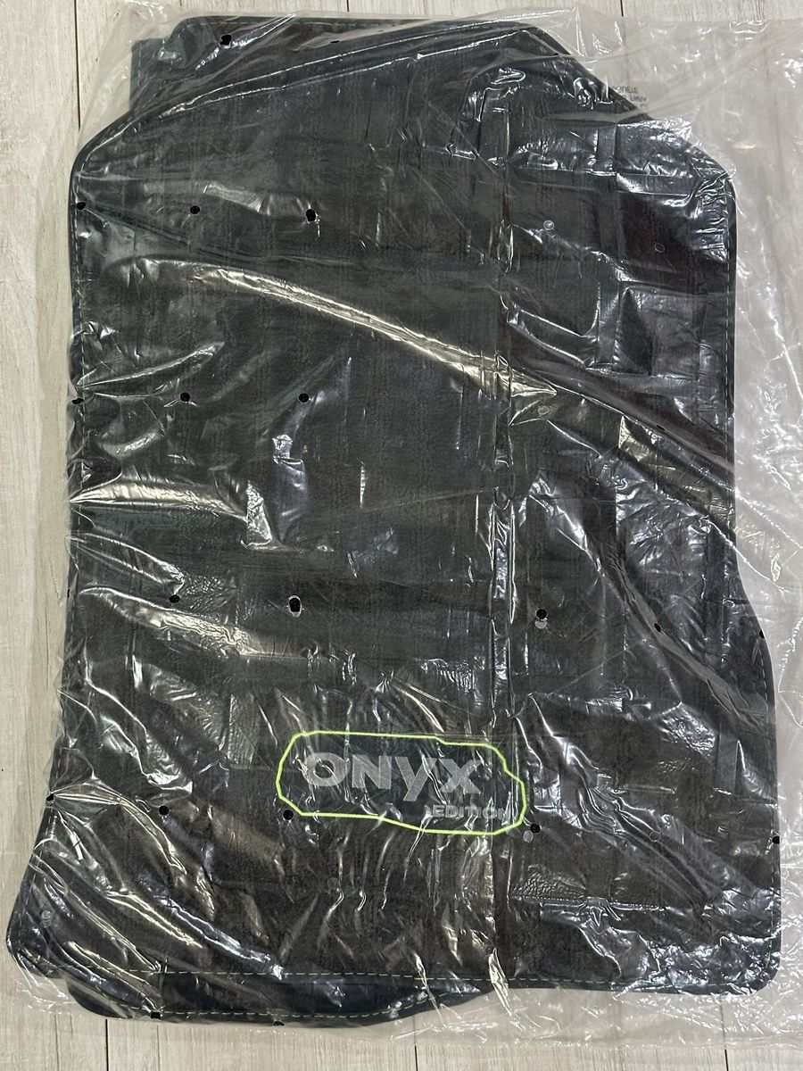 Subaru Ascent 7 passenger mats with Onxy Logo