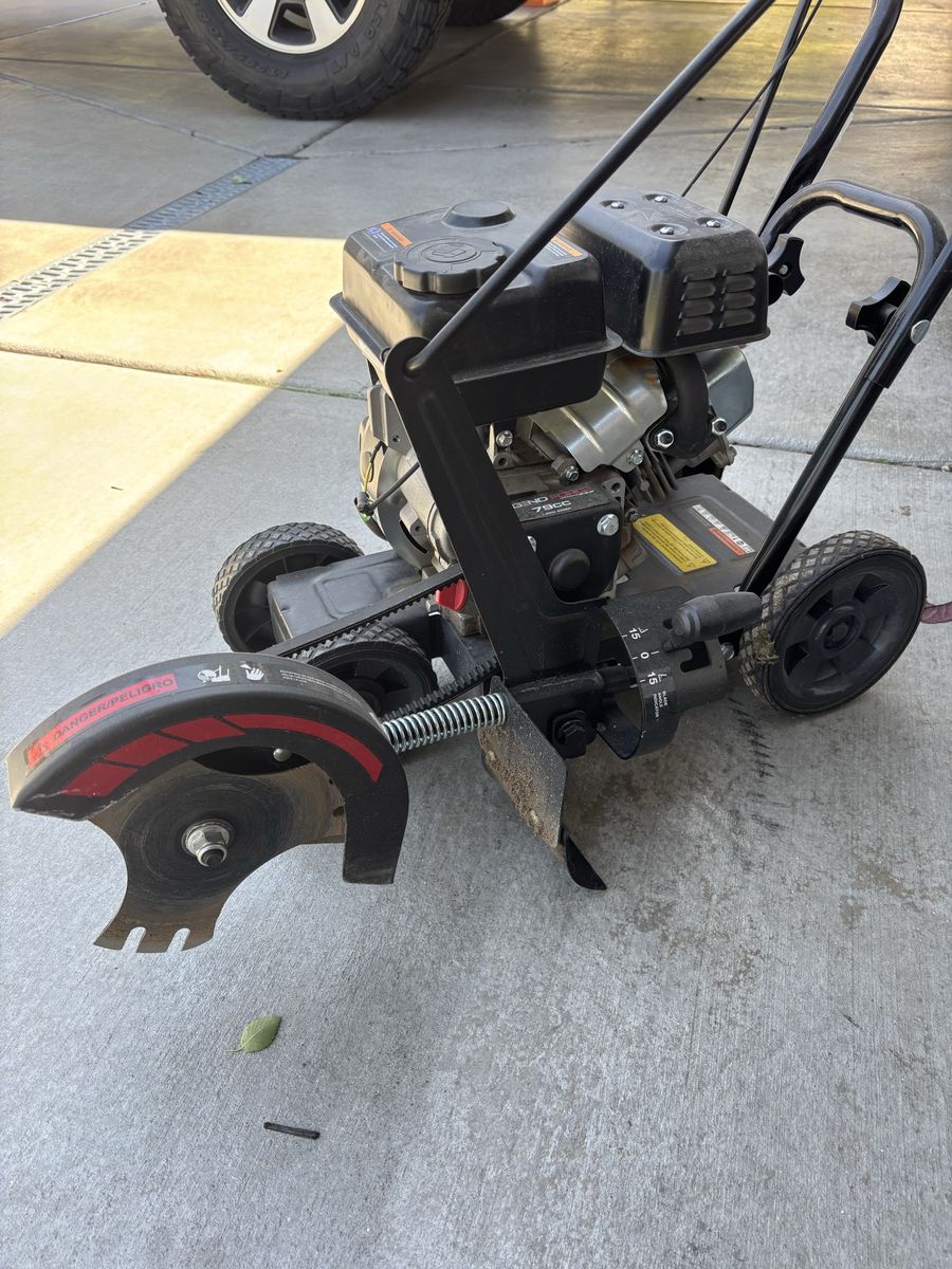 Lawn edger