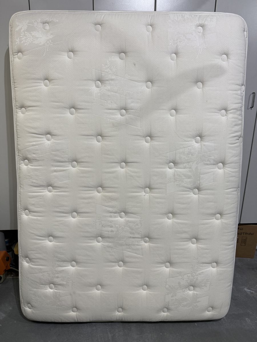 Used Queen Mattress
