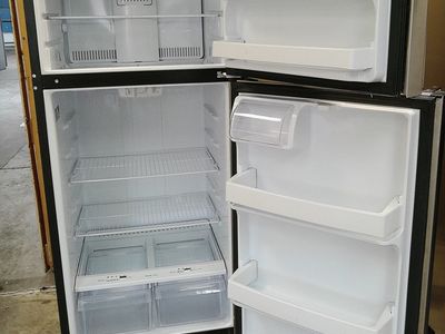 Stainless Steel 16 cf Refrigerator~90 Day Guarantee~Ice Maker