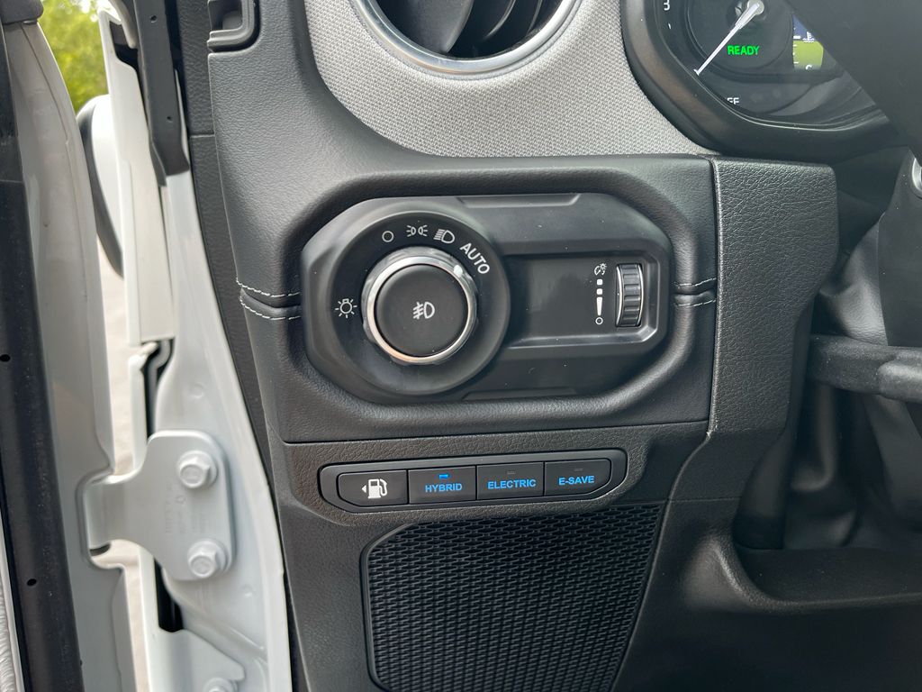 Main image 21