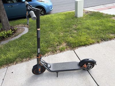 Segway Ninebot Electric Scooter - Parts / Repair Needed