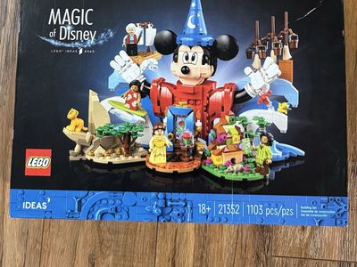 LEGO Ideas Magic of Disney 21352 Building Set New Sealed
