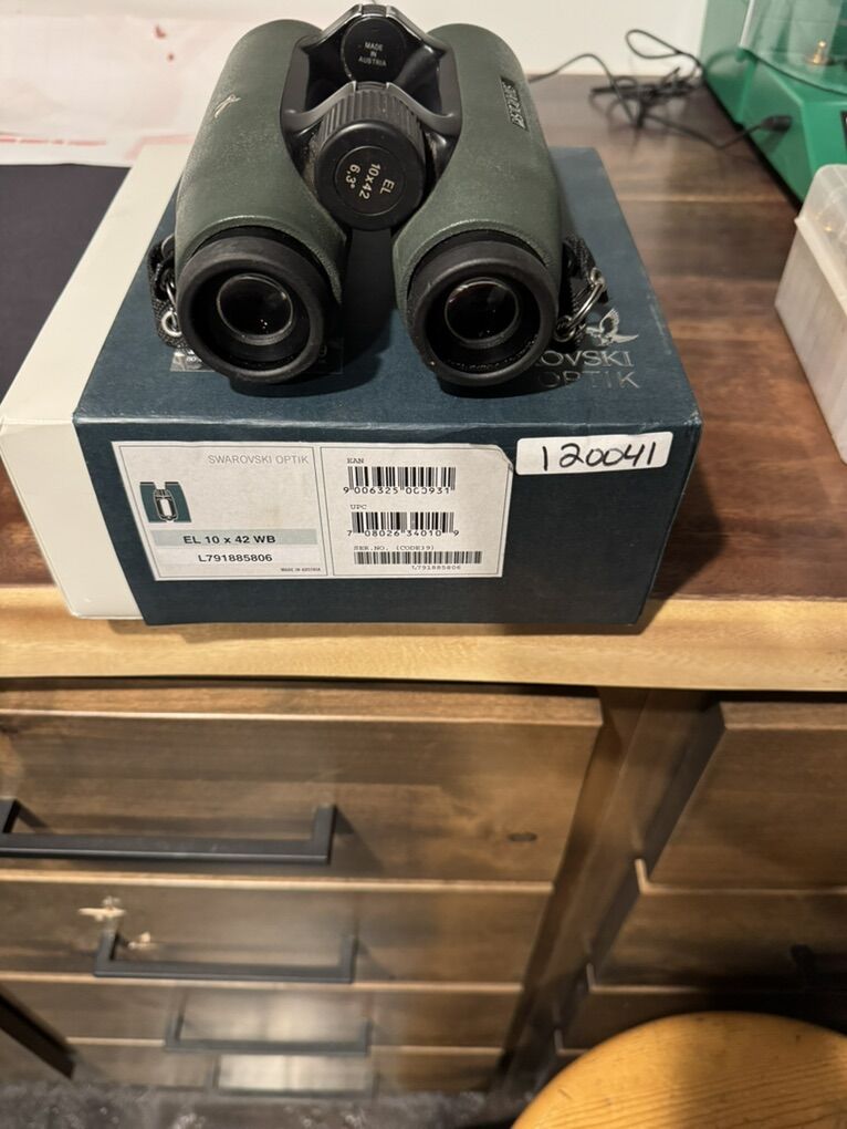 Swarovski  EL 10x42 Binos