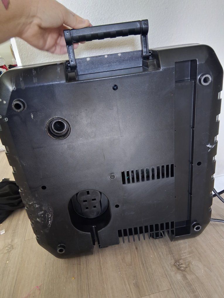 Main image 4