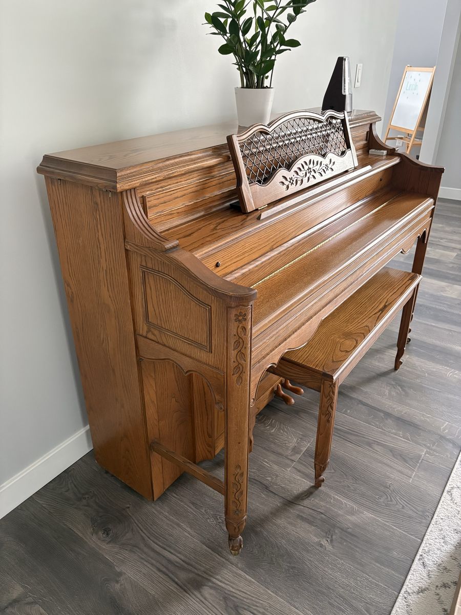 Kohler & Cambell Piano