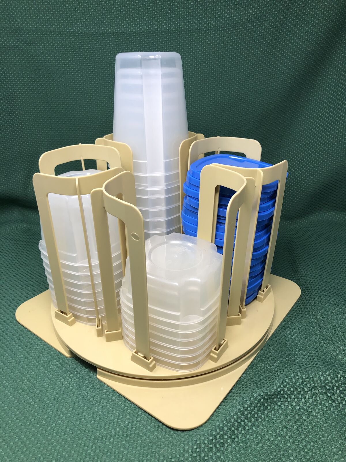 Smart Spin Storage System – Complete Set with 25 Containers & Lids