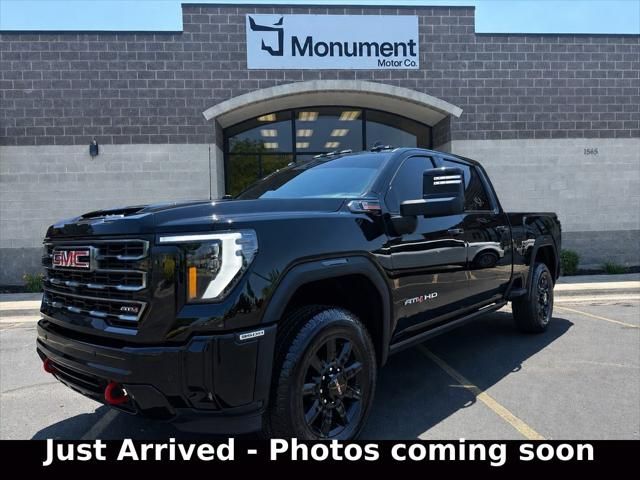 2025 GMC Sierra 3500HD AT4