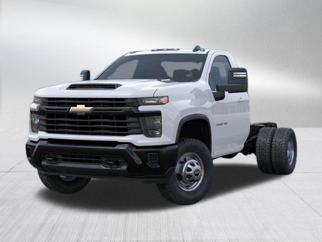 2026 Chevrolet Silverado 3500HD CC Work Truck