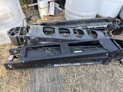 Motor Guide Big Water Gator Mount