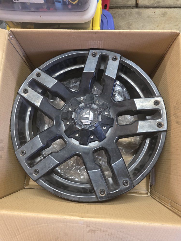 20" fuel rims 6x135