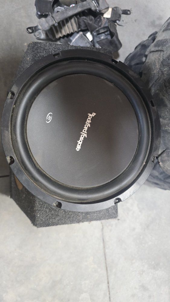 Rockford Fosgate R1 10 inch Subwoofer - Used Car Audio Sub