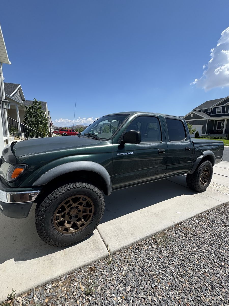 2002 Toyota Tacoma PreRunner V6