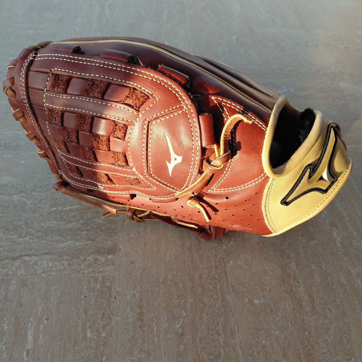 Mizuno prime elite Lefty