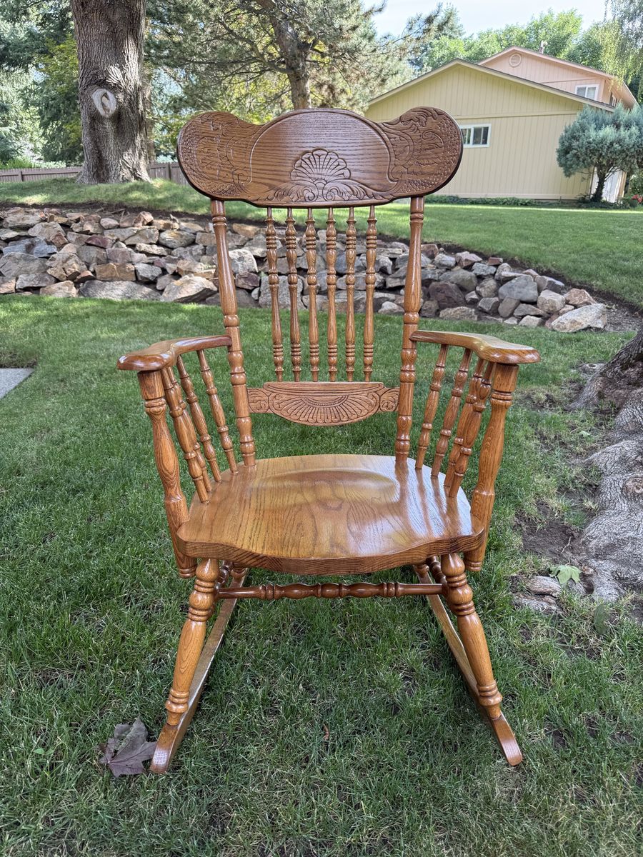 Rocking chair