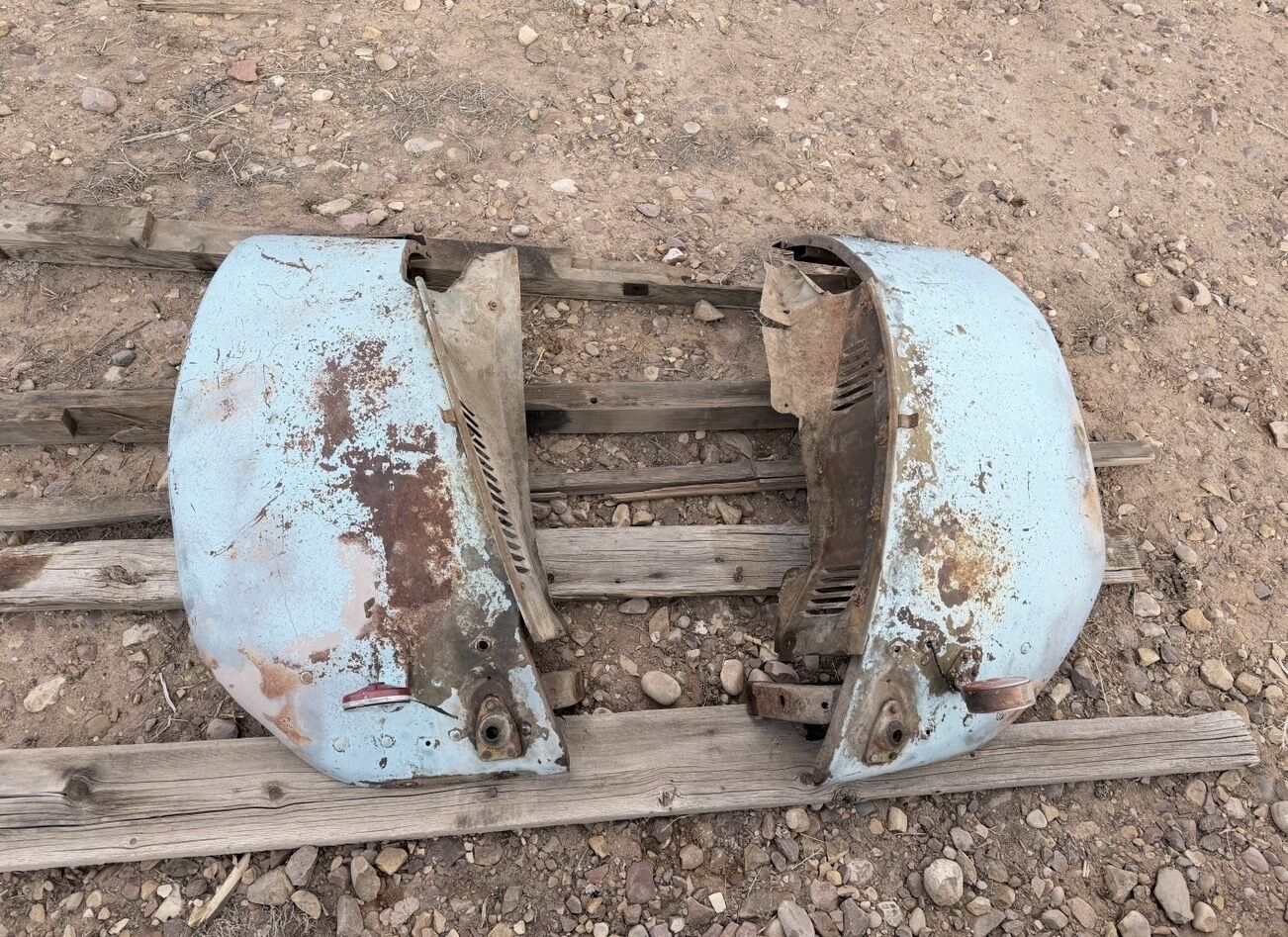 1942 Dodge WC51 3/4 Ton Truck Fenders