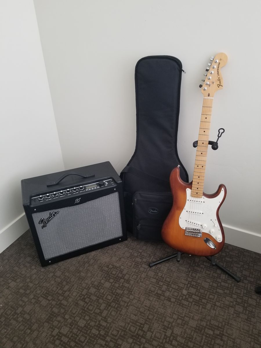 Fender American Stratocaster Electric Guitar & Mustang III Amp Set - Sunburst, Great Condition