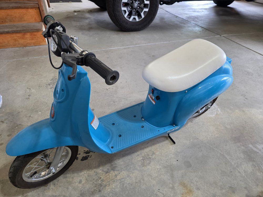 Razor Pocket Mod Electric Scooter Blue with Battery Charger