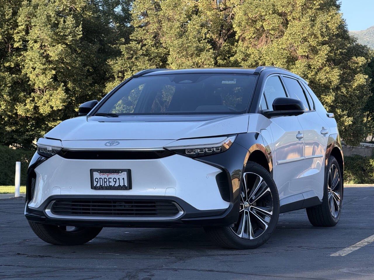 2023 Toyota bZ4X Limited