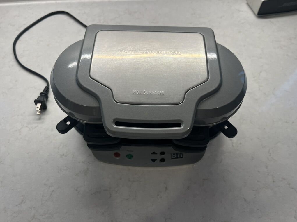 Hamilton Bay Dual Breakfast Sandwich Maker