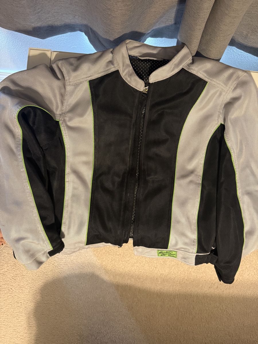 Women's Harley Davidson riding jacket - EXCELLENT CONDITION!!