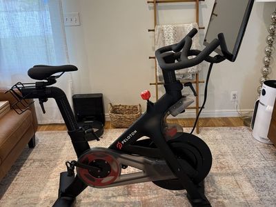 Standard Peloton Bike