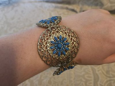 Gold & Blue Click Bracelet