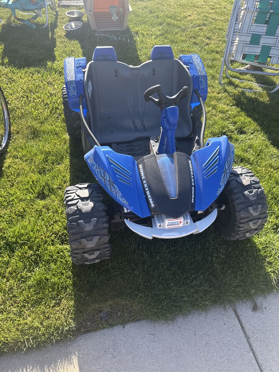 Power Wheels Dune Racer Extreme