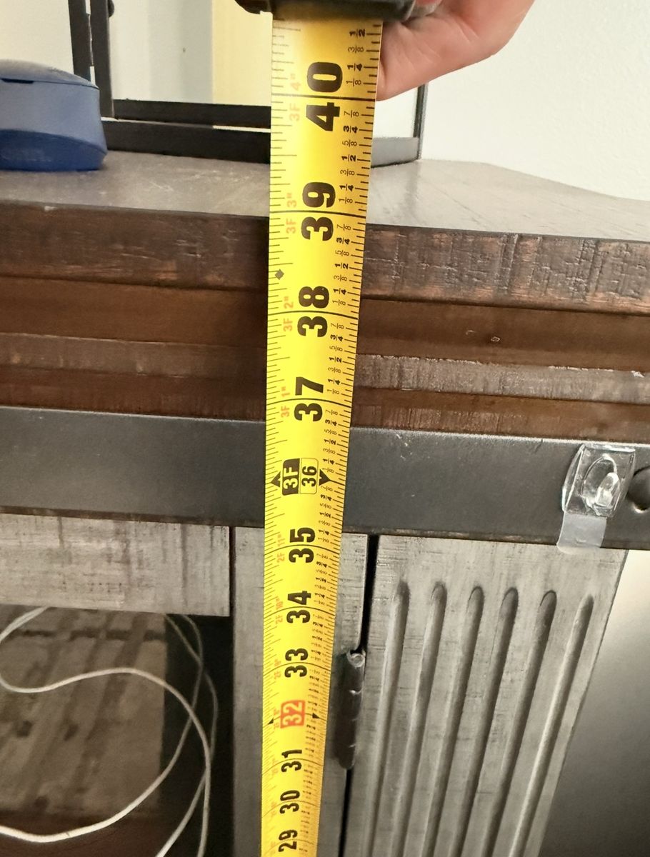 Main image 3