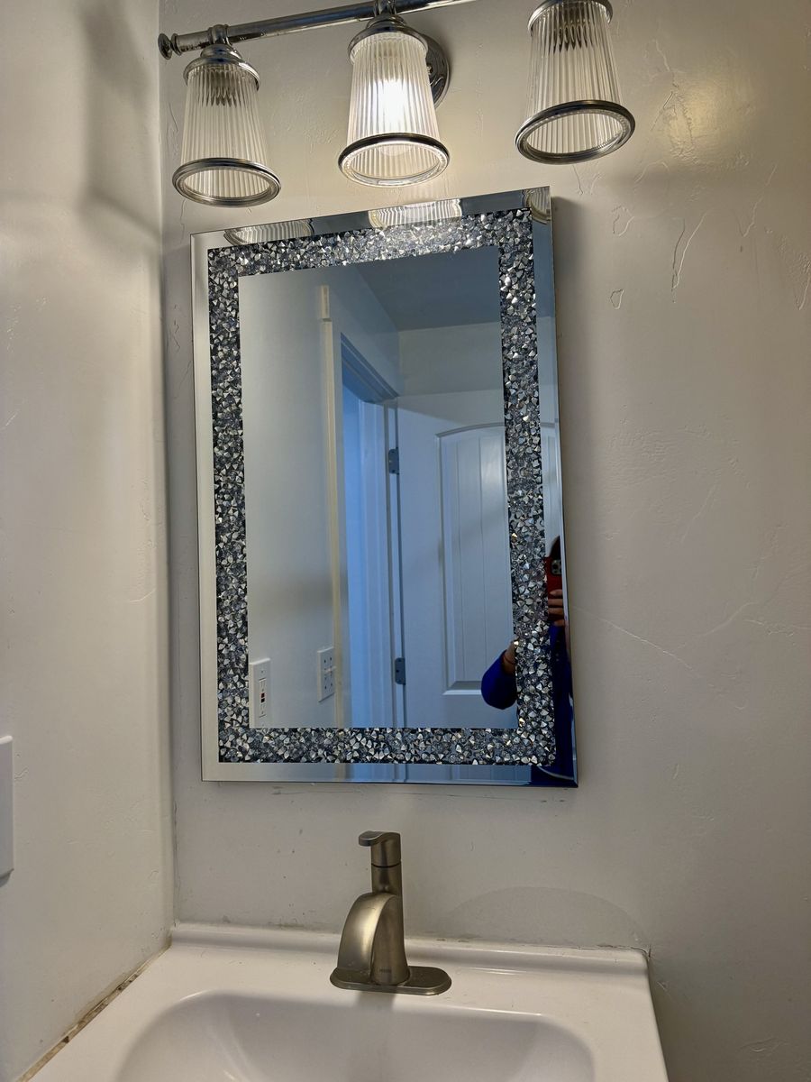 Main image 7