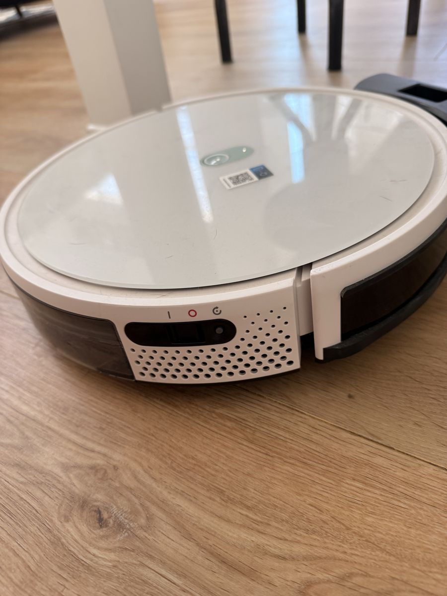YEEDI robot vacuum